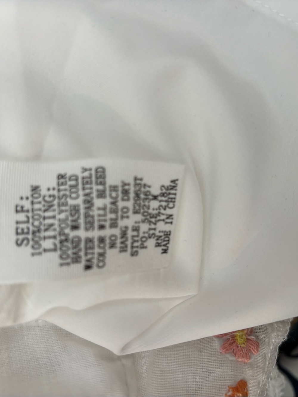 In February White Floral Trim V-Neck Women's Boho Top - Picture 6 of 6